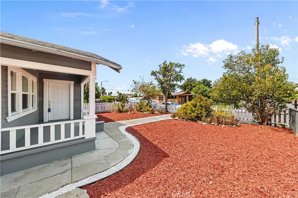 304 N MONTEREY Ontario, CA 91764