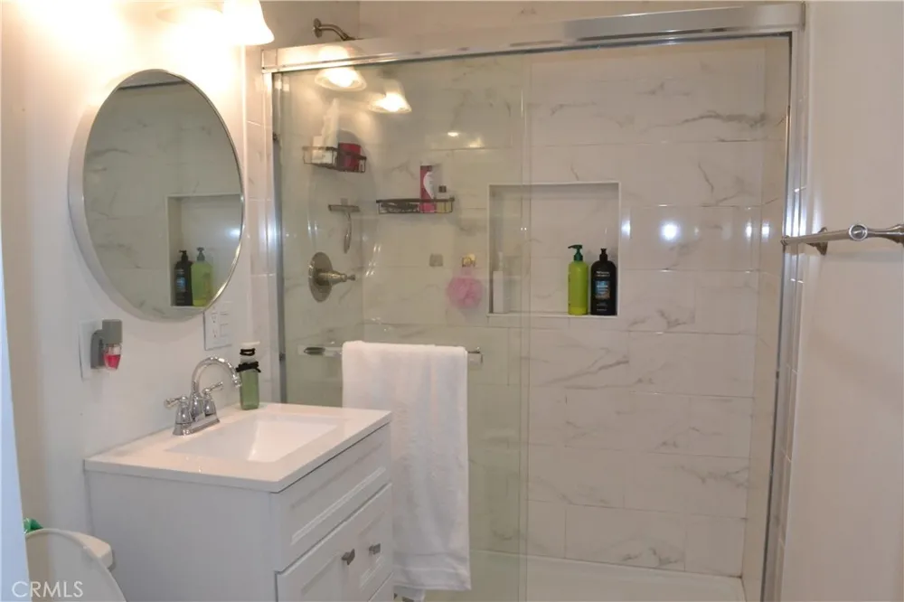16262 Ivy Avenue Fontana, CA 92335