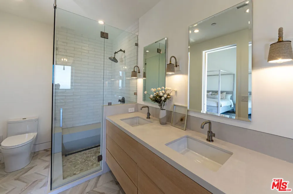 29958 Harvester Road Malibu, CA 90265