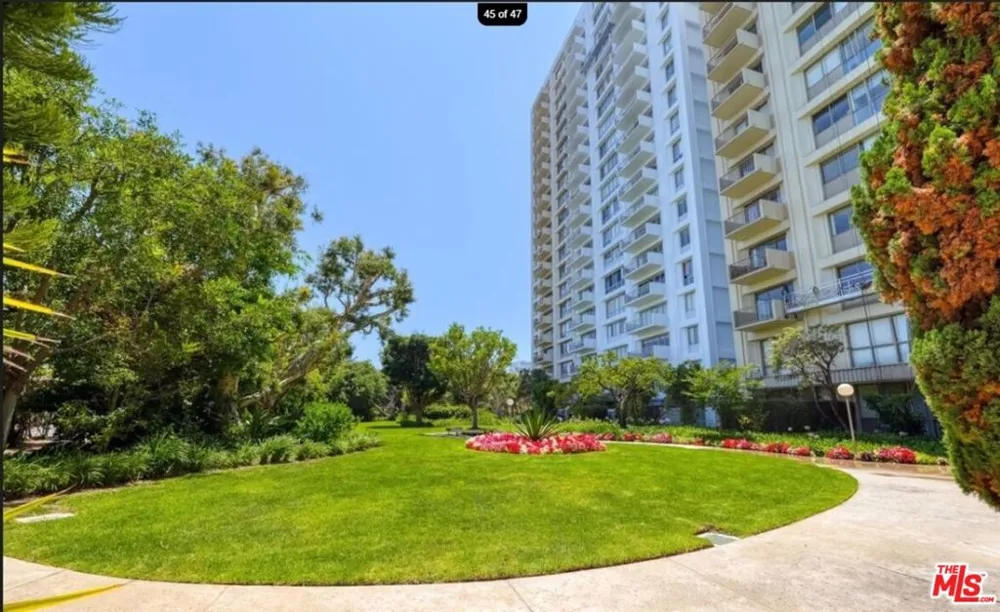 2160 E Century Parkway #2109 Los Angeles, CA 90067