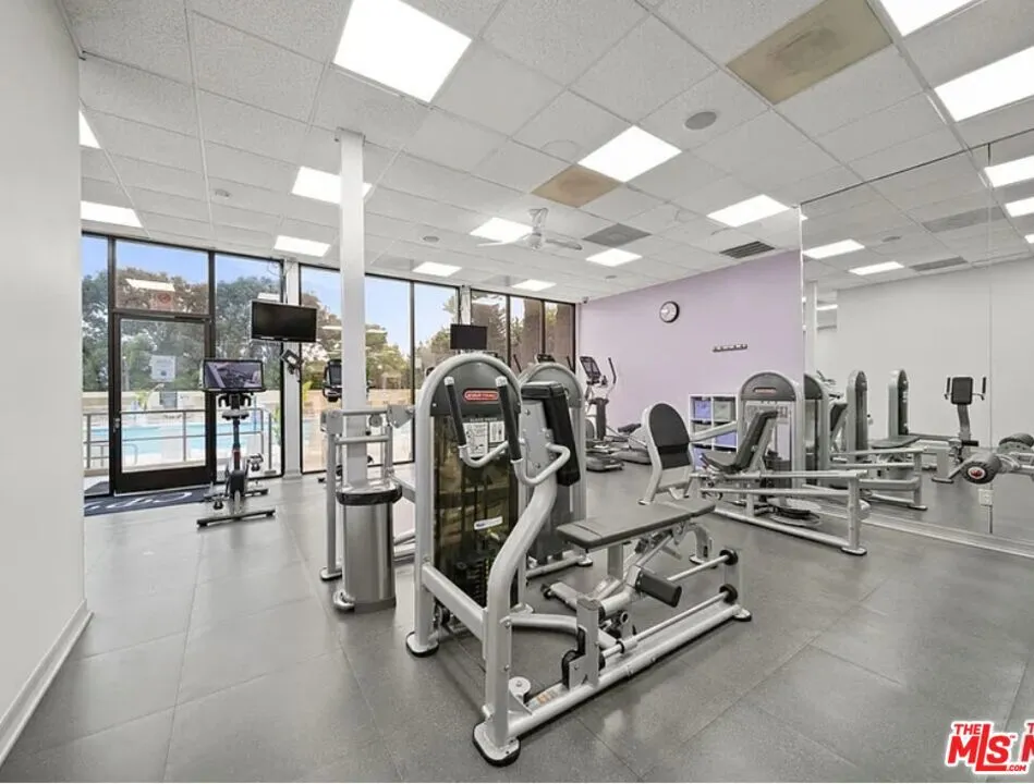 2160 E Century Parkway #2109 Los Angeles, CA 90067