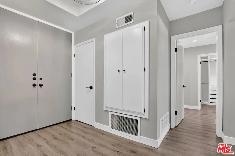 1509 Greenfield Avenue #207 Los Angeles, CA 90025