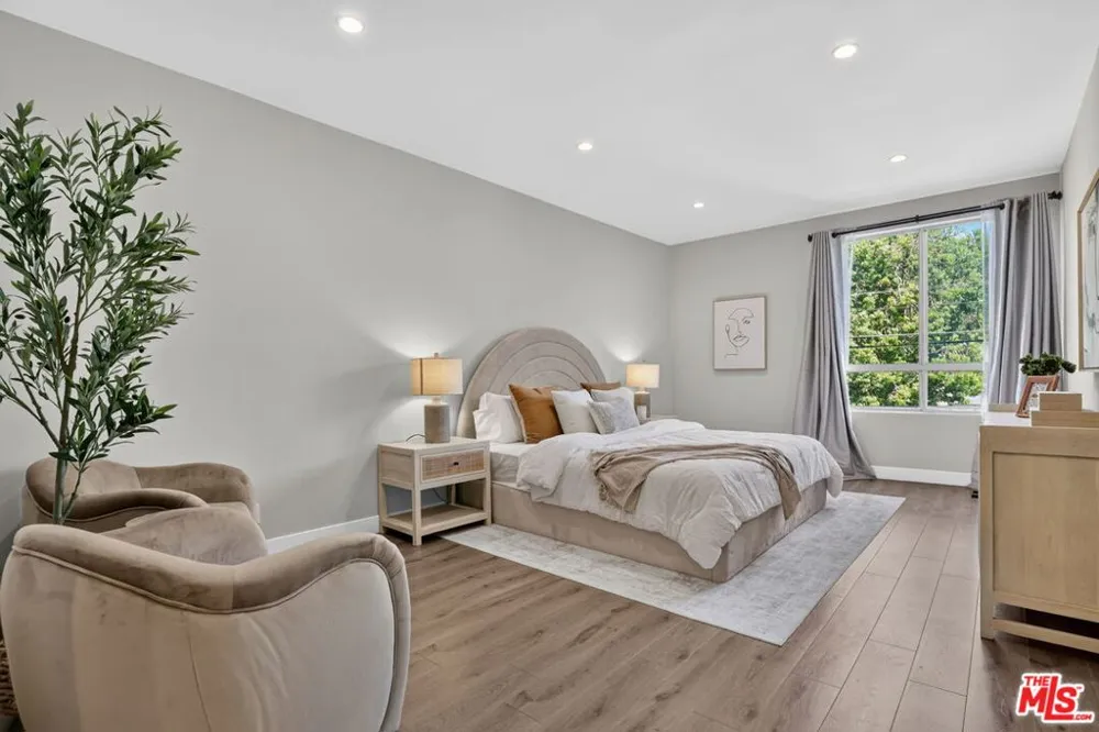 1509 Greenfield Avenue #207 Los Angeles, CA 90025