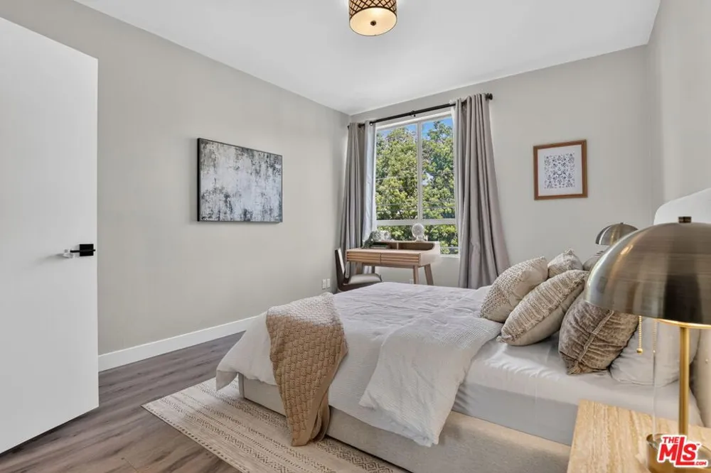 1509 Greenfield Avenue #207 Los Angeles, CA 90025