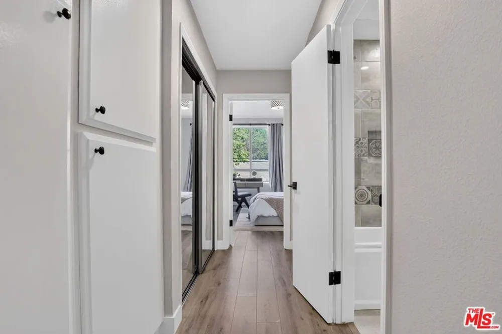 1509 Greenfield Avenue #207 Los Angeles, CA 90025