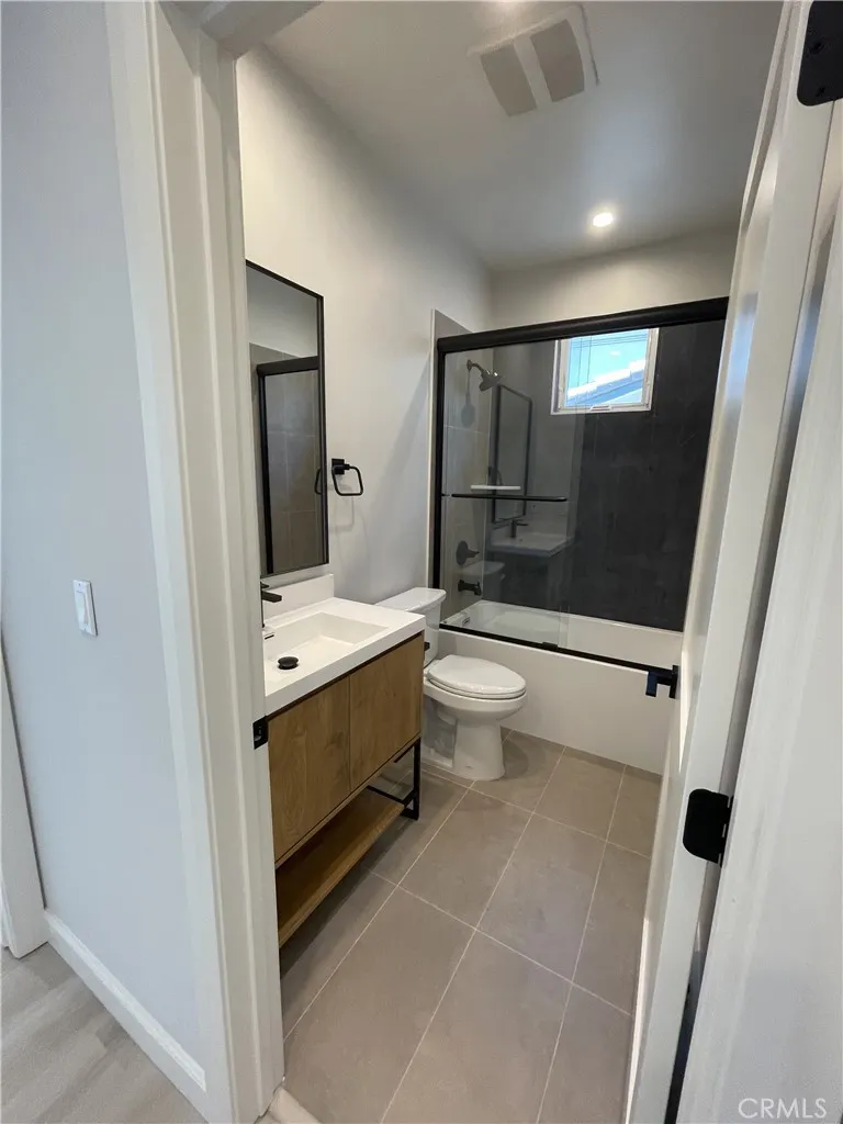 1022 La Cadena Ave #C Arcadia, CA 91007