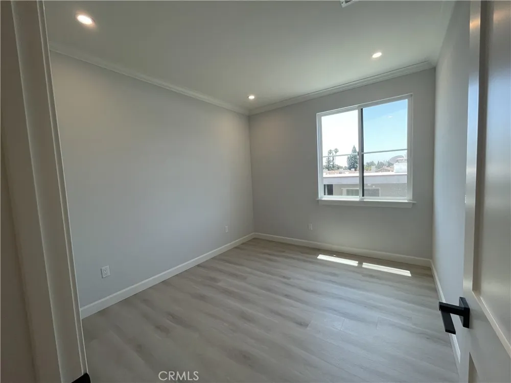 1022 La Cadena Ave #C Arcadia, CA 91007