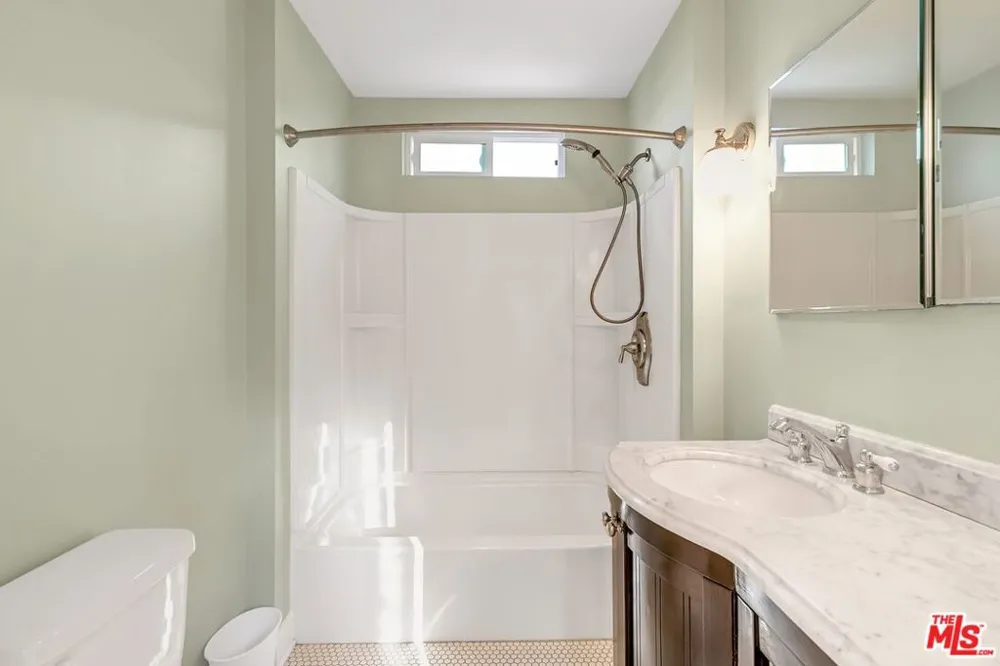 10948 Aletta Avenue #A Culver City, CA 90232