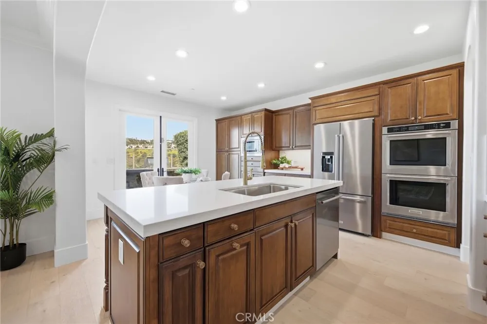 19 Via Soria San Clemente, CA 92673