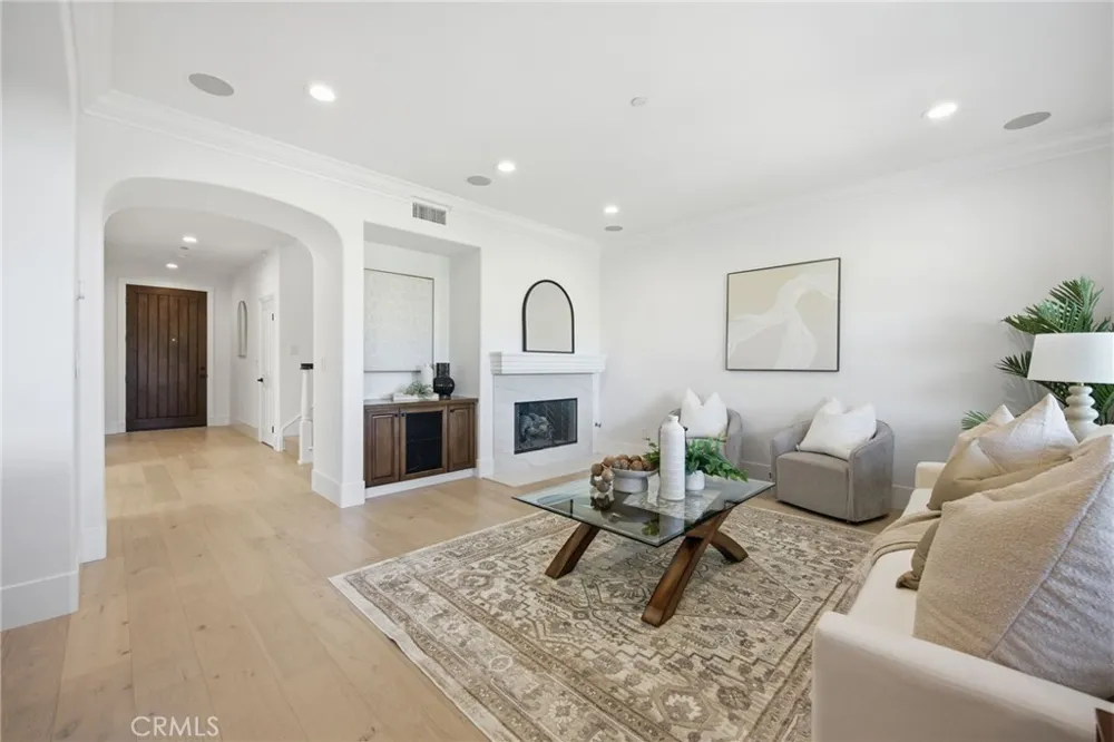 19 Via Soria San Clemente, CA 92673