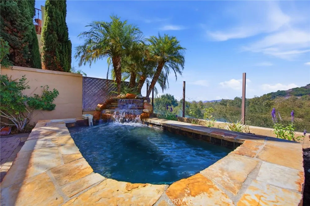 19 Via Soria San Clemente, CA 92673