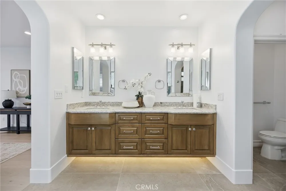 19 Via Soria San Clemente, CA 92673