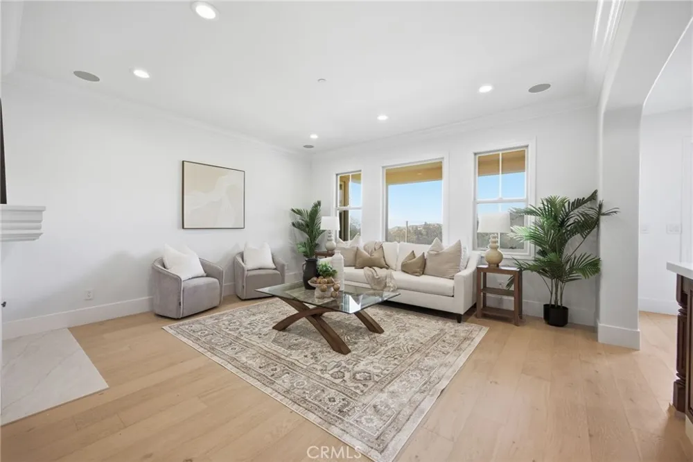 19 Via Soria San Clemente, CA 92673