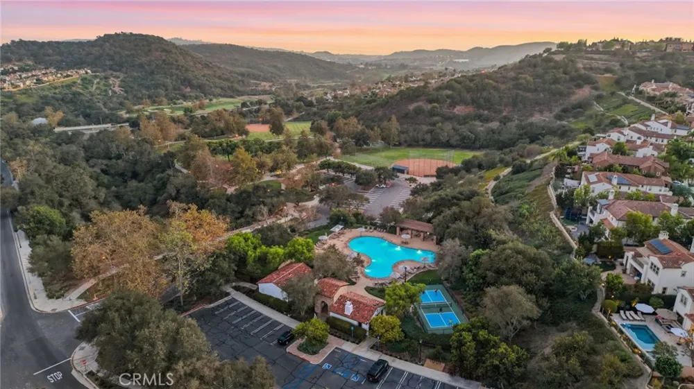19 Via Soria San Clemente, CA 92673