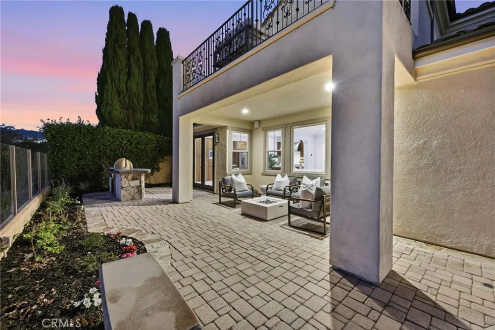 19 Via Soria San Clemente, CA 92673