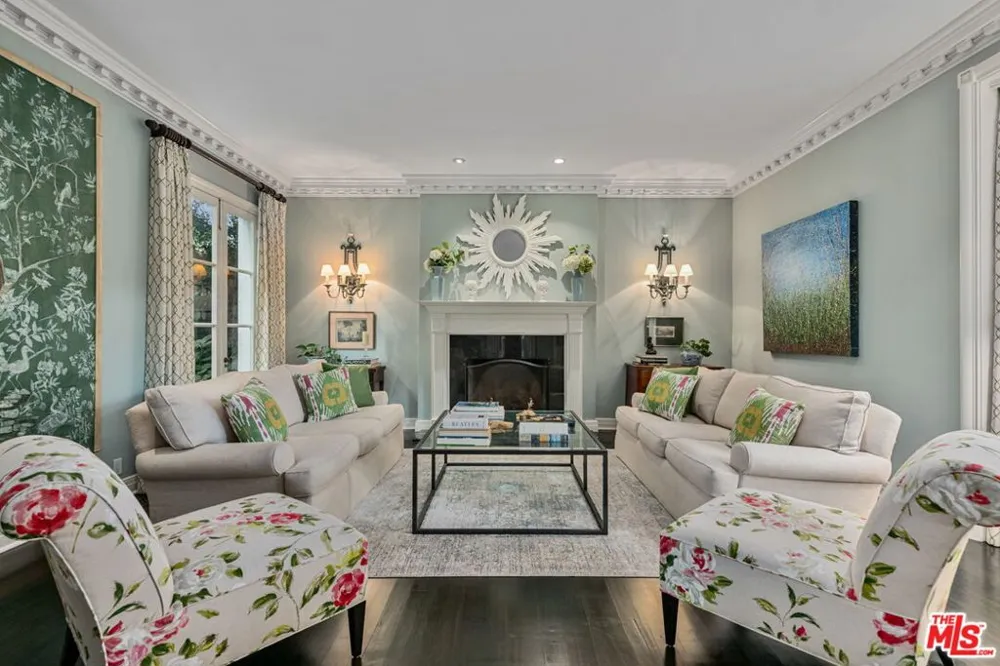 1110 Benedict Canyon Drive Beverly Hills, CA 90210