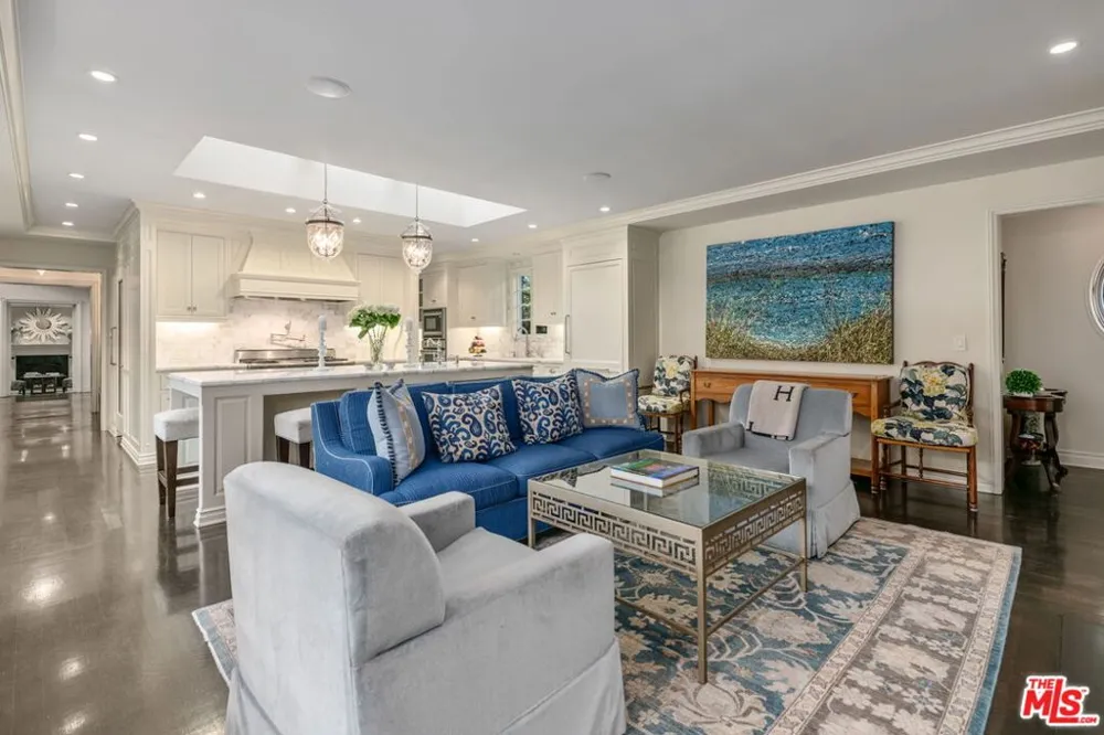 1110 Benedict Canyon Drive Beverly Hills, CA 90210