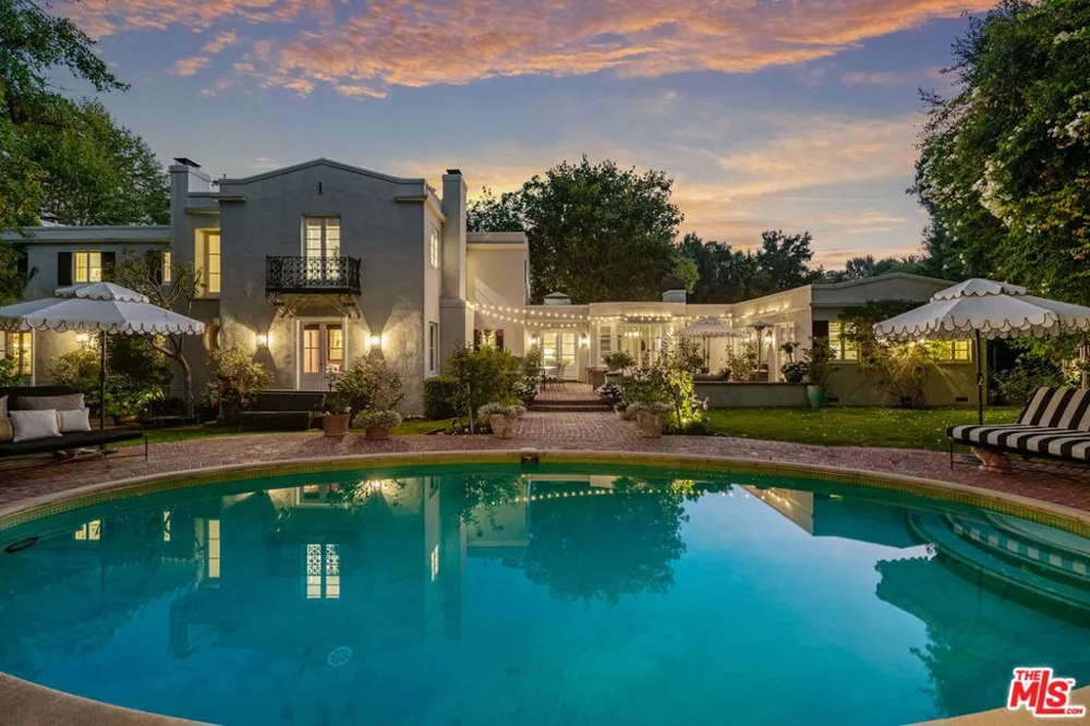 1110 Benedict Canyon Drive Beverly Hills, CA 90210
