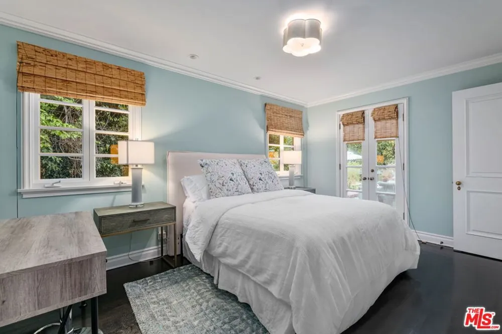 1110 Benedict Canyon Drive Beverly Hills, CA 90210