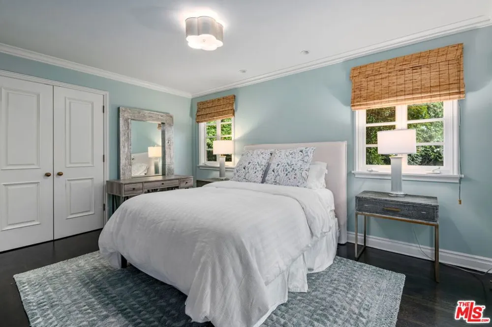 1110 Benedict Canyon Drive Beverly Hills, CA 90210
