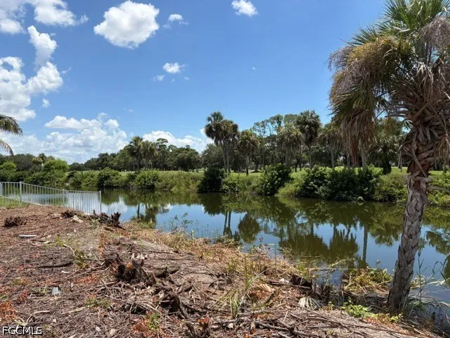 NW 18th Terrace Cape Coral, FL 33993