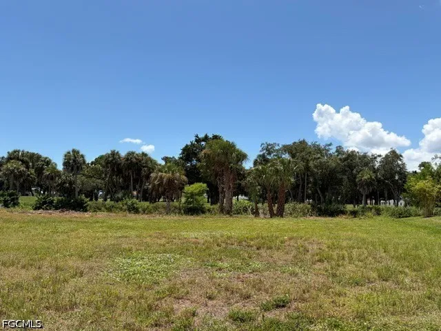 NW 18th Terrace Cape Coral, FL 33993