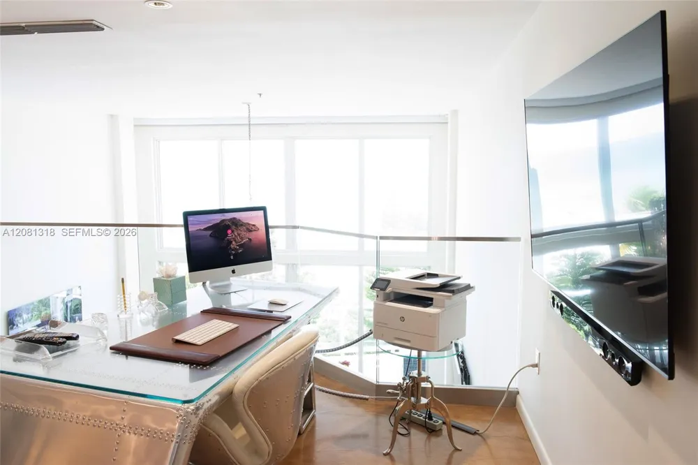 5445 Collins Ave #P2 Miami Beach, FL 33140