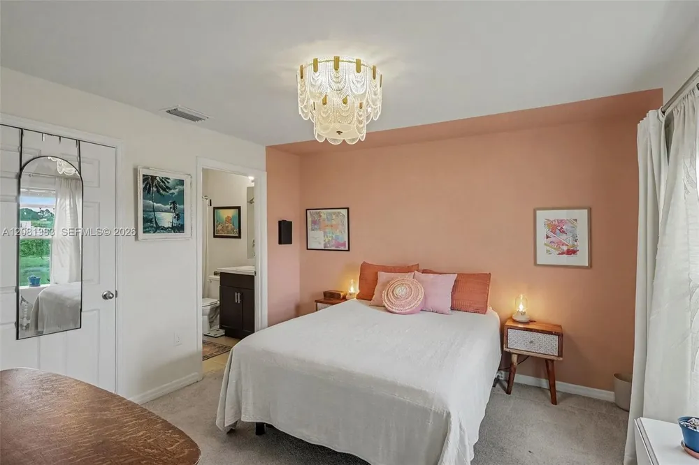 9012 W Justice Cir La Belle, FL 33935