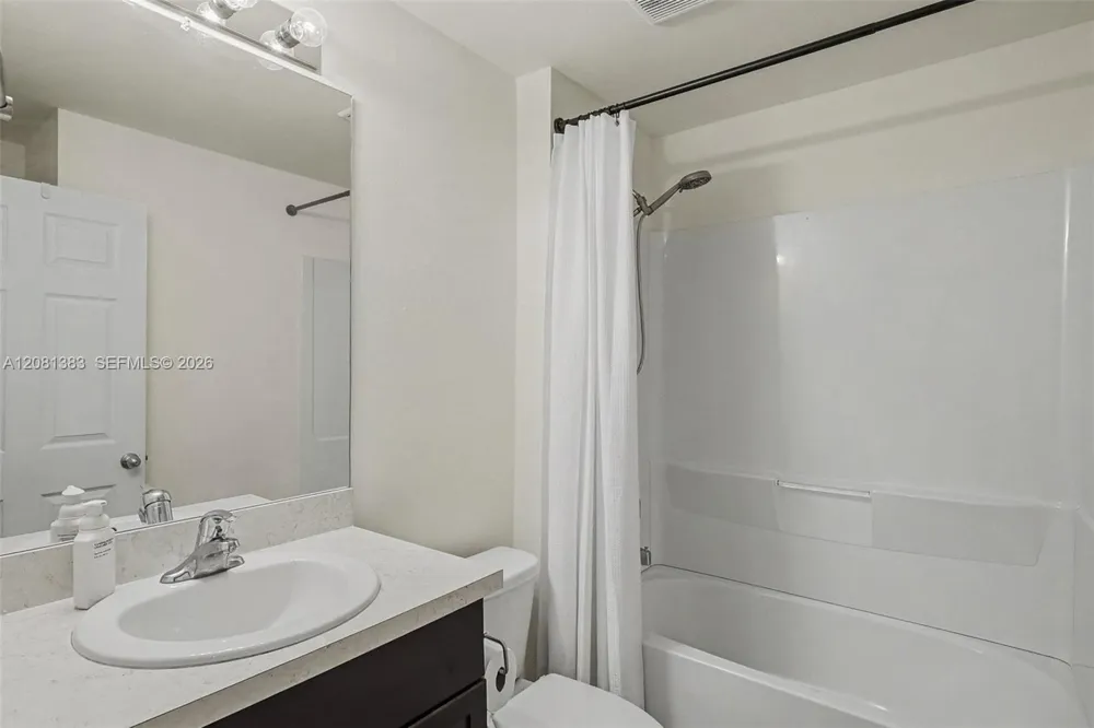 9012 W Justice Cir La Belle, FL 33935