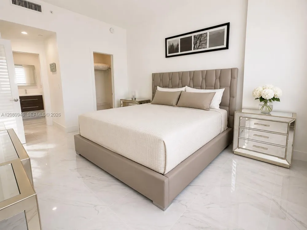 6917 Collins Ave #PH04 Miami Beach, FL 33141