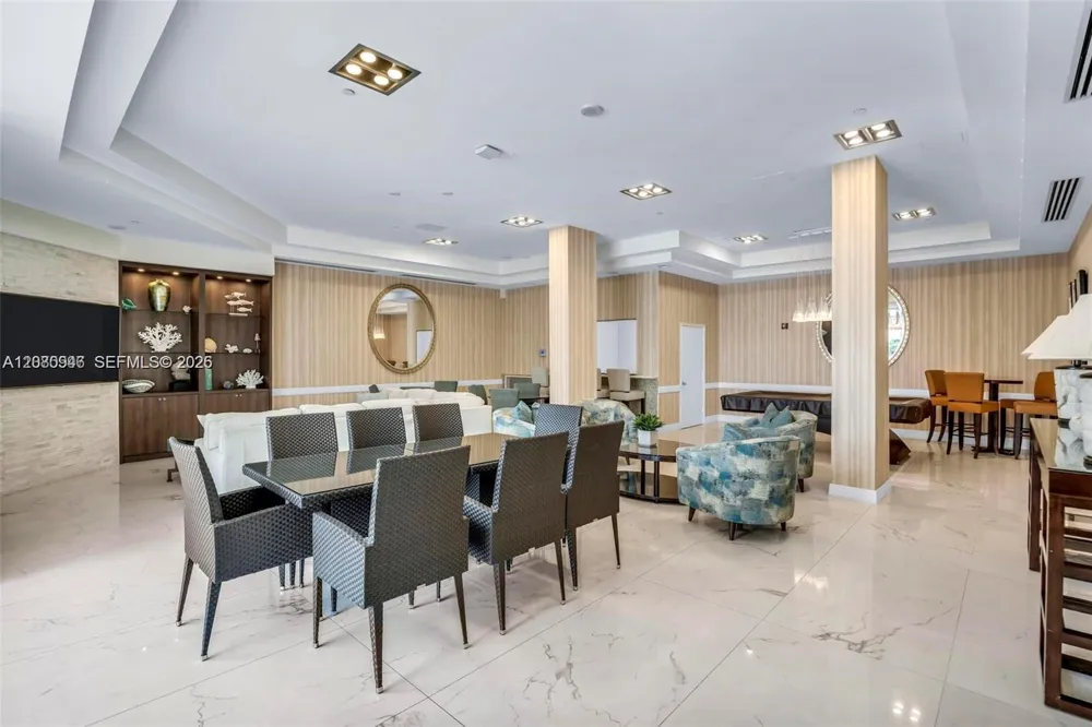 6917 Collins Ave #PH04 Miami Beach, FL 33141