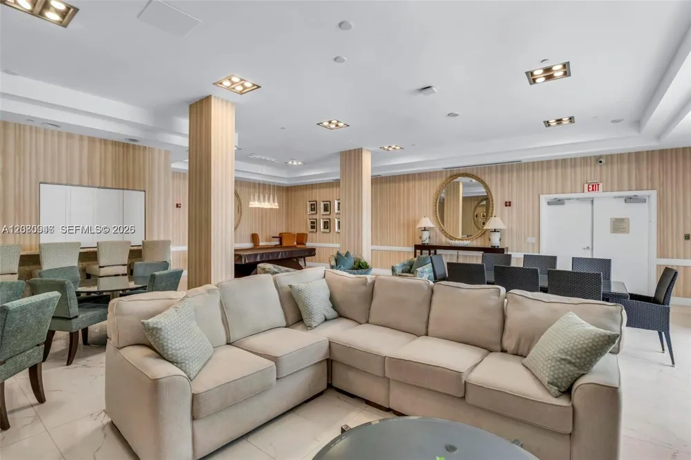 6917 Collins Ave #PH04 Miami Beach, FL 33141
