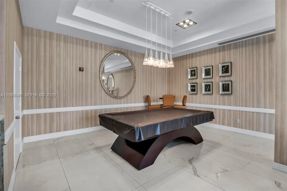 6917 Collins Ave #PH04 Miami Beach, FL 33141