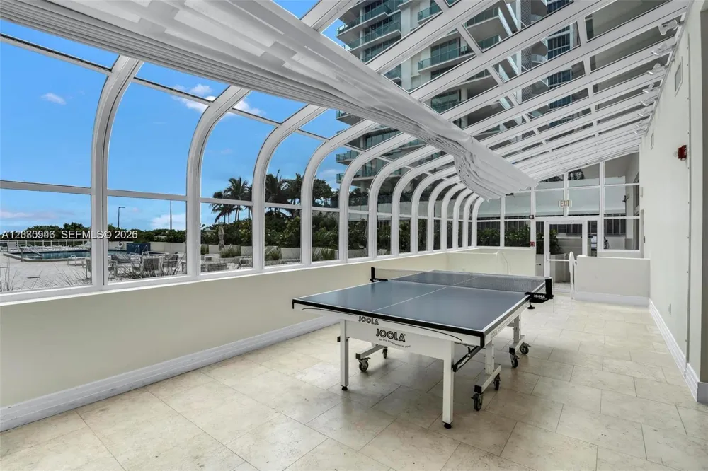 6917 Collins Ave #PH04 Miami Beach, FL 33141