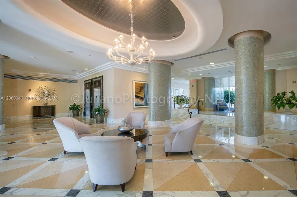 6917 Collins Ave #PH04 Miami Beach, FL 33141