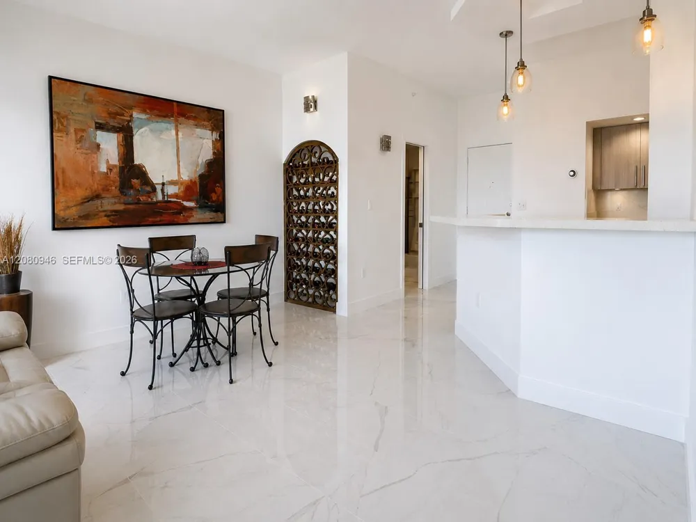 6917 Collins Ave #PH04 Miami Beach, FL 33141