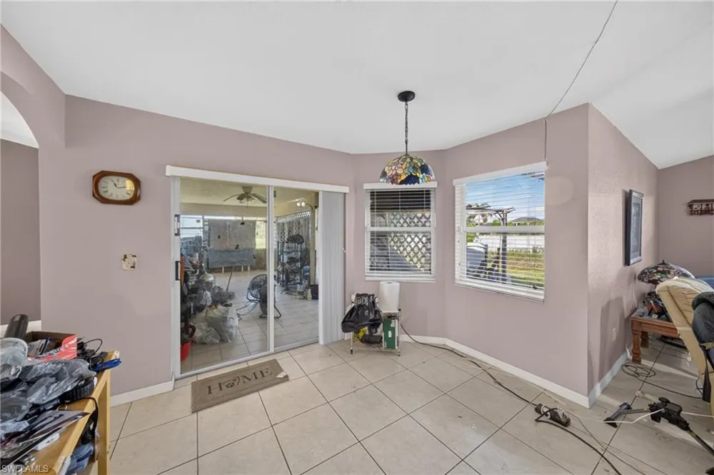 1224 NW 38th Avenue Cape Coral, FL 33993