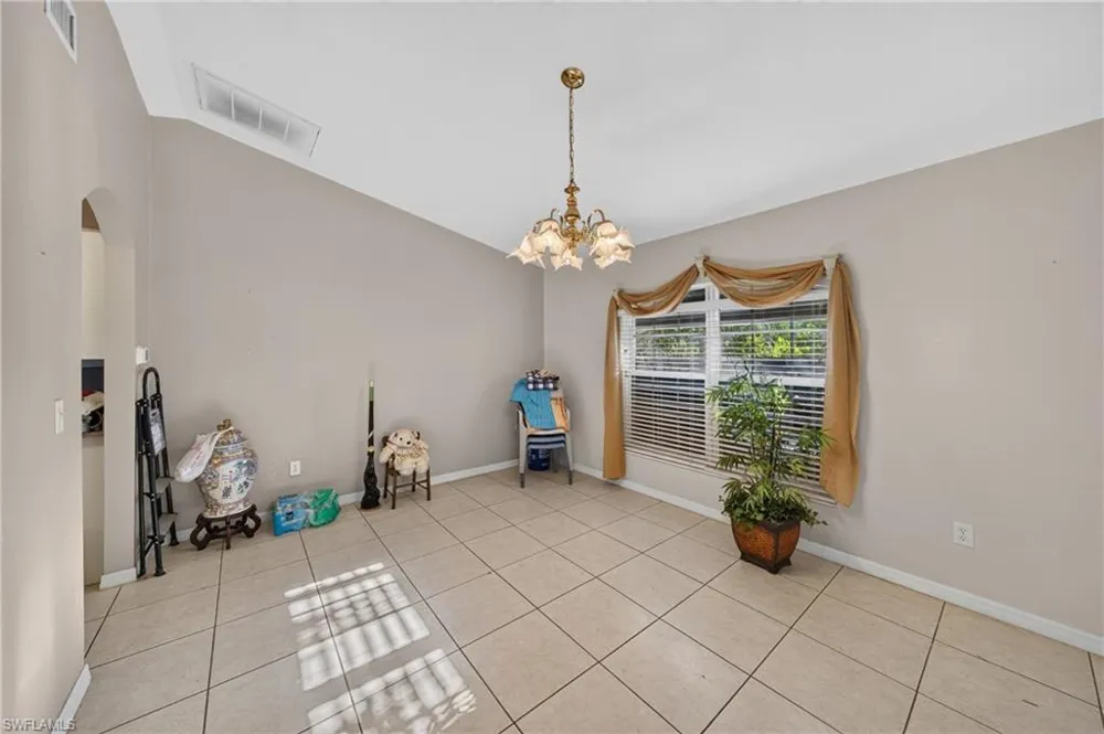 1224 NW 38th Avenue Cape Coral, FL 33993