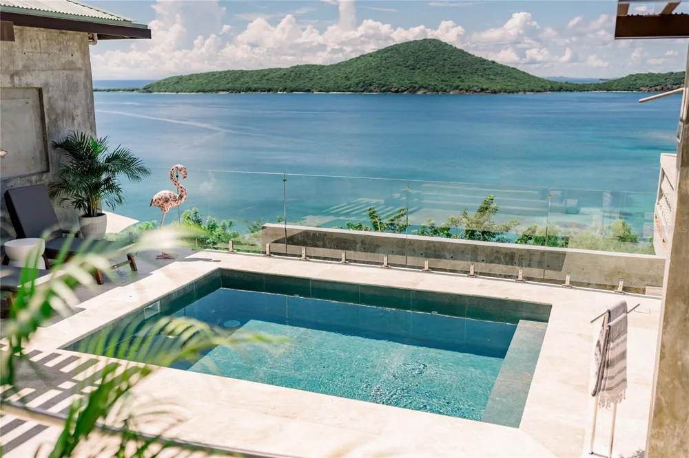 9 WILLIAM FONT Culebra, PR 00775