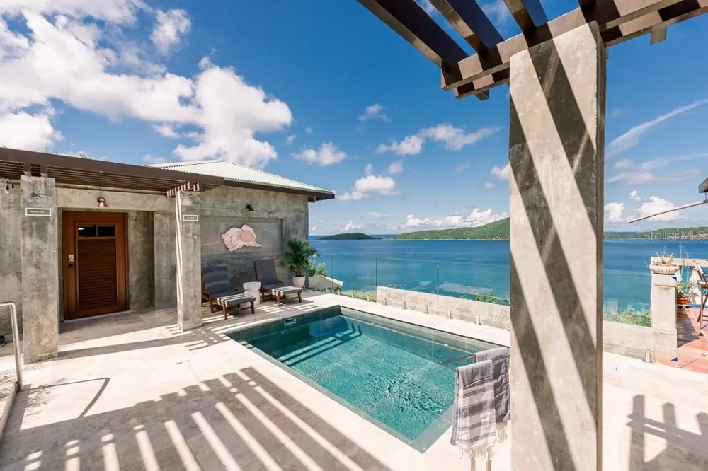 9 WILLIAM FONT Culebra, PR 00775