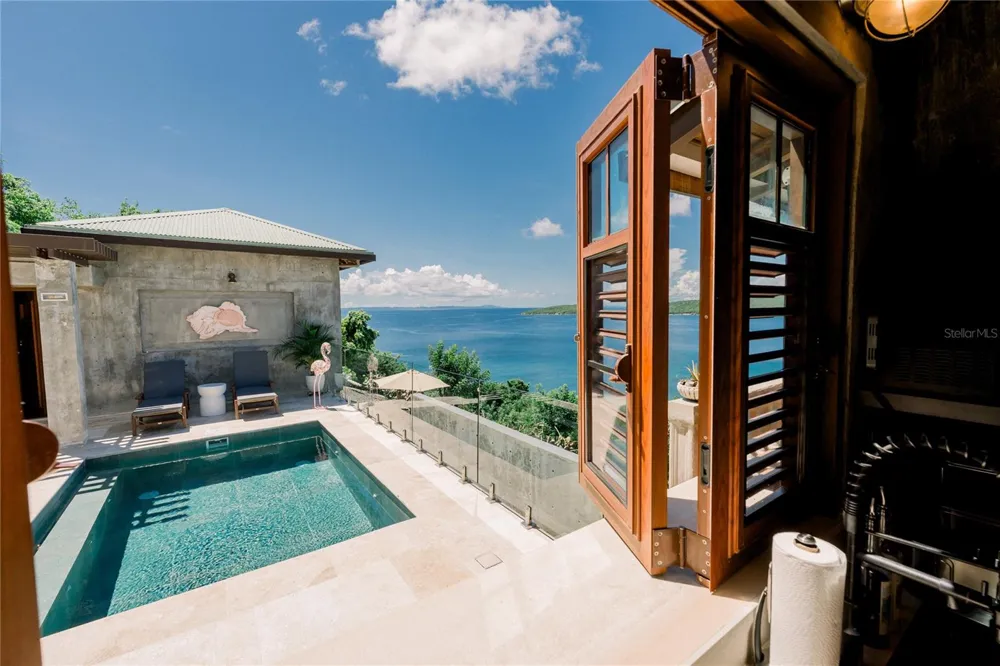 9 WILLIAM FONT Culebra, PR 00775