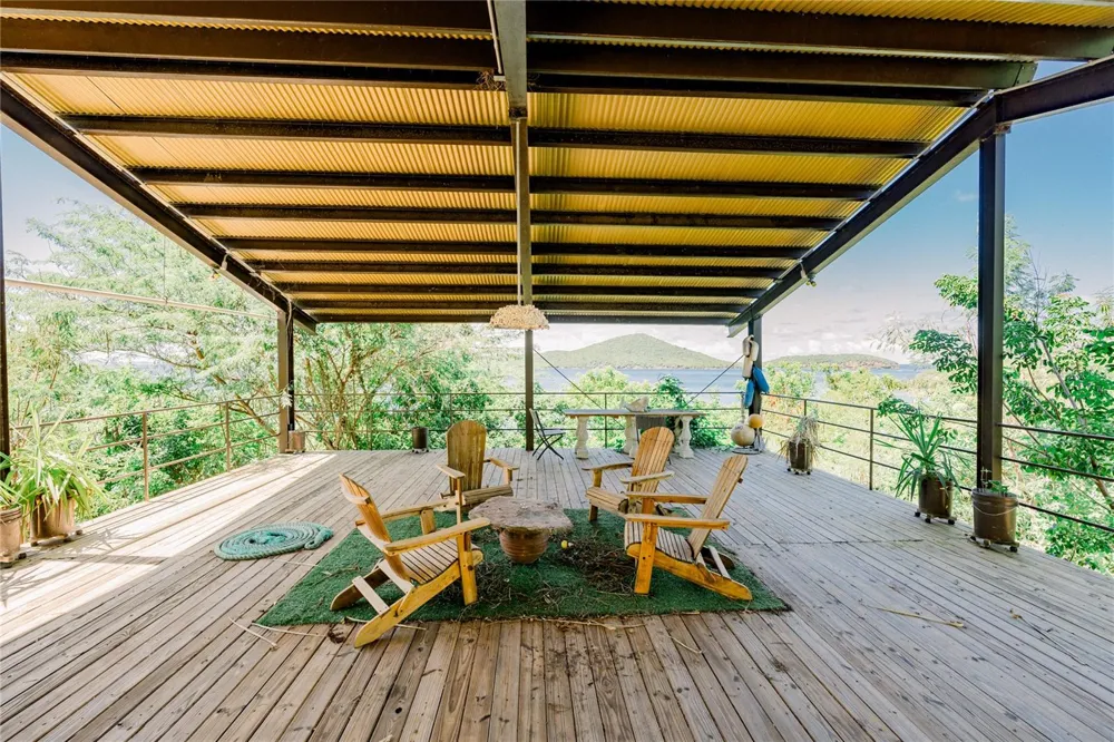 9 WILLIAM FONT Culebra, PR 00775