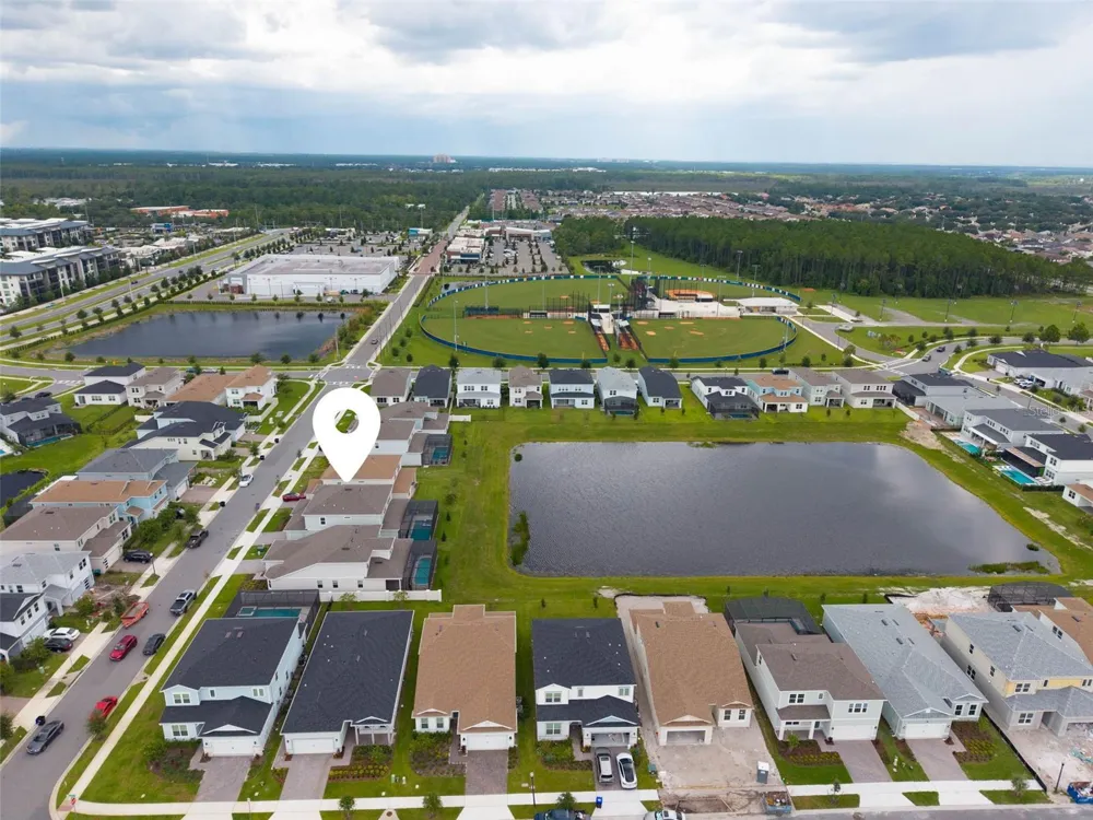 8369 FENTON STREET Orlando, FL 32836