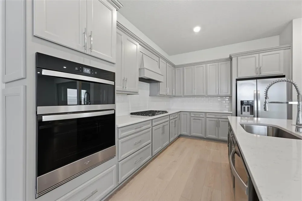 8369 FENTON STREET Orlando, FL 32836