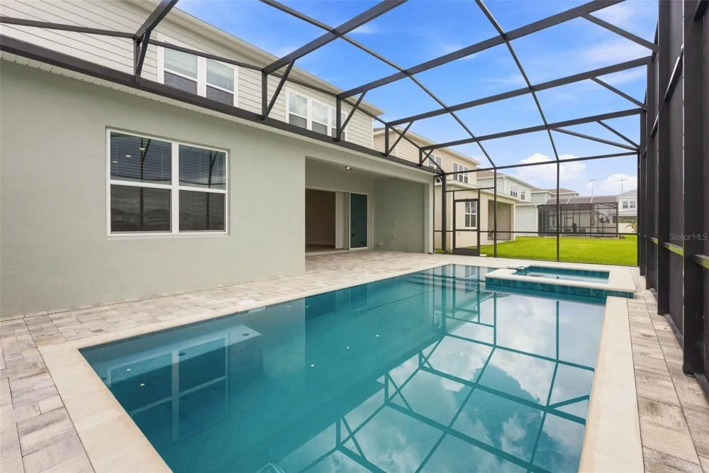 8369 FENTON STREET Orlando, FL 32836