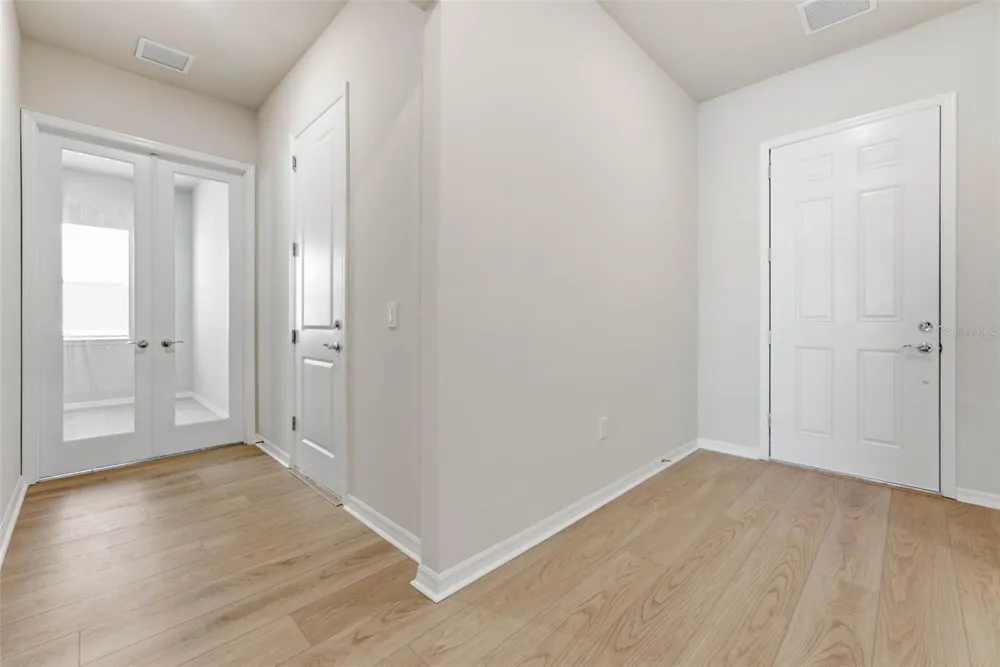 8369 FENTON STREET Orlando, FL 32836