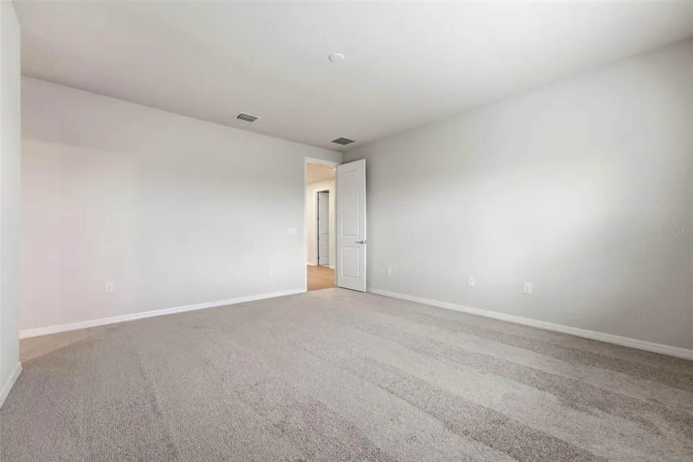 8369 FENTON STREET Orlando, FL 32836