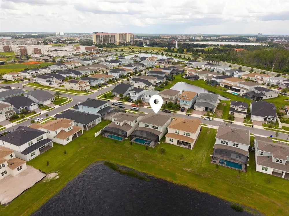 8369 FENTON STREET Orlando, FL 32836