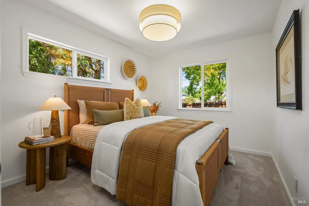 4862 Daywalt Road Sebastopol, CA 95472