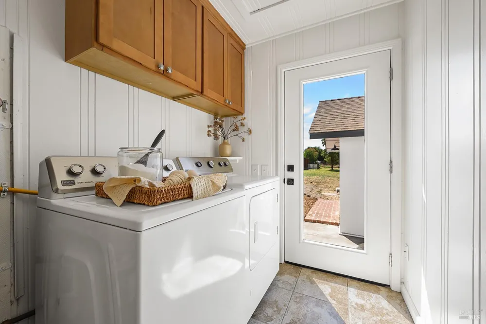 4862 Daywalt Road Sebastopol, CA 95472